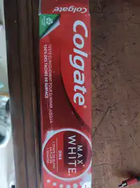 COLGATE - Dentifrice max white 
