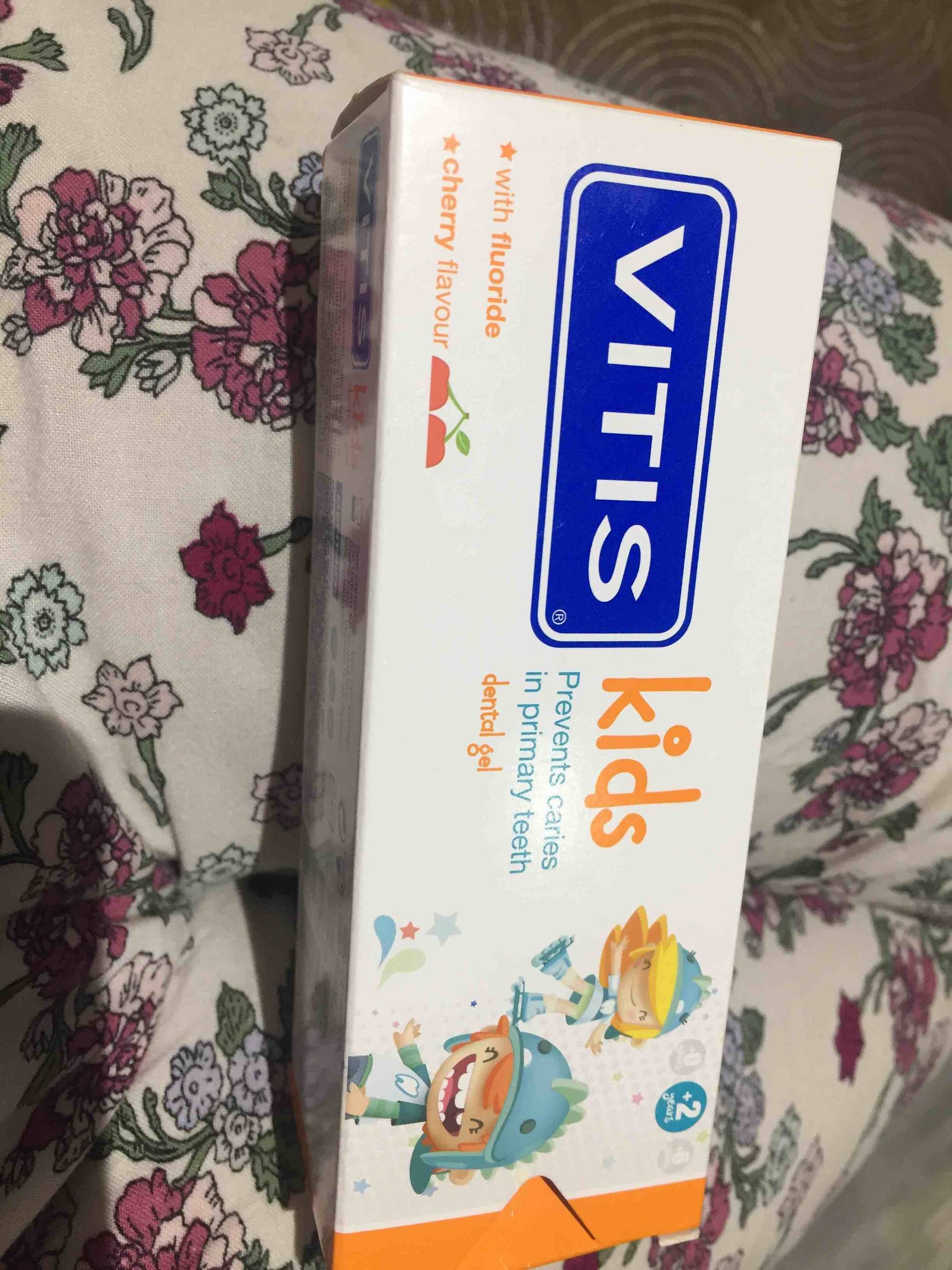 VITIS - Kids - Dental gel cherry flavour