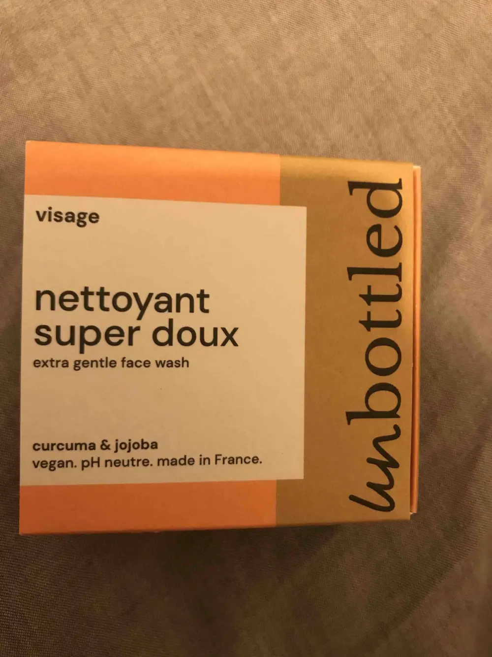 UN BOTTLED - Nettoyant Super doux visage