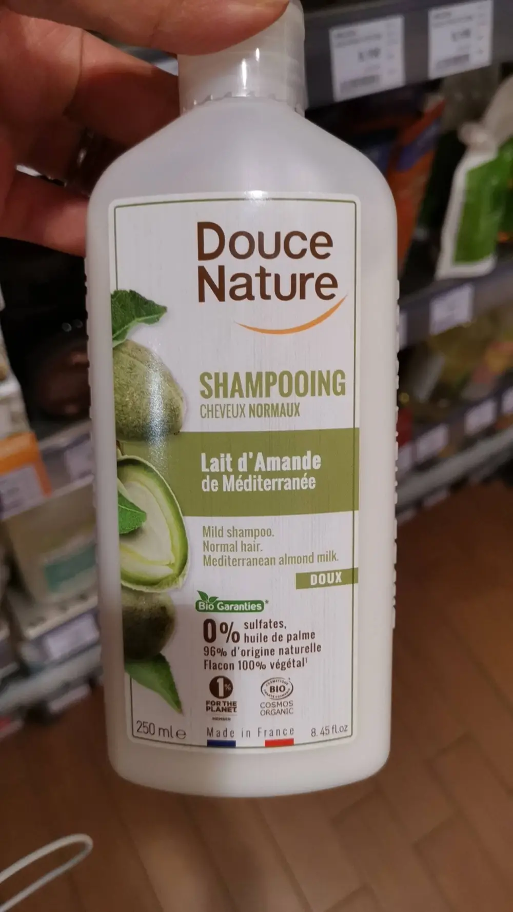 DOUCE NATURE - Shampooing Lait d'Amande de Méditerranée