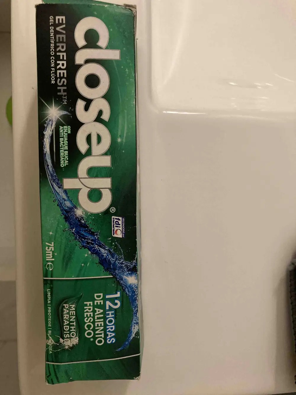 CLOSE UP - Everfresh - Gel dentifricio con flùor