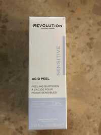 REVOLUTION - Peeling quotidien à l'acide pour peaux sensibles
