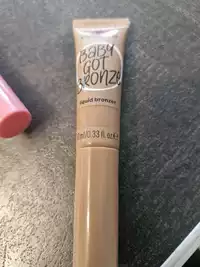 ESSENCE - Baby got bronze - Liquid bronzer