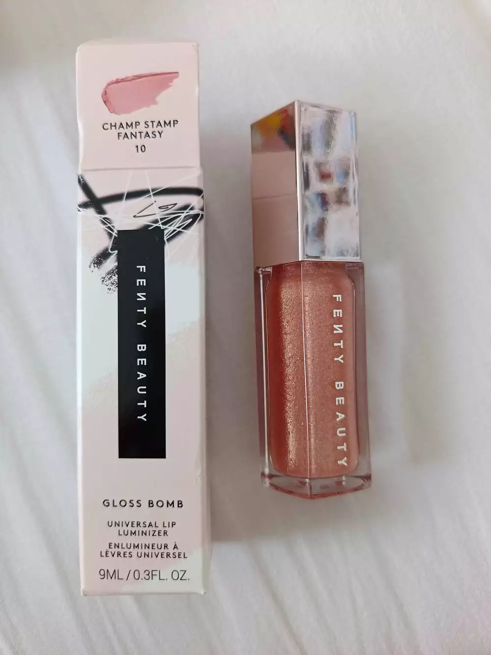 FENTY BEAUTY - Gloss bomb champ stamp fantasy 10
