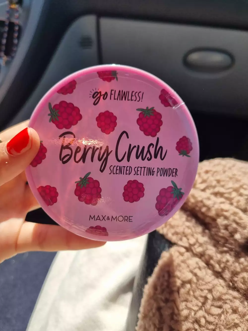 MAX & MORE - Berry crush - Scented setting powder