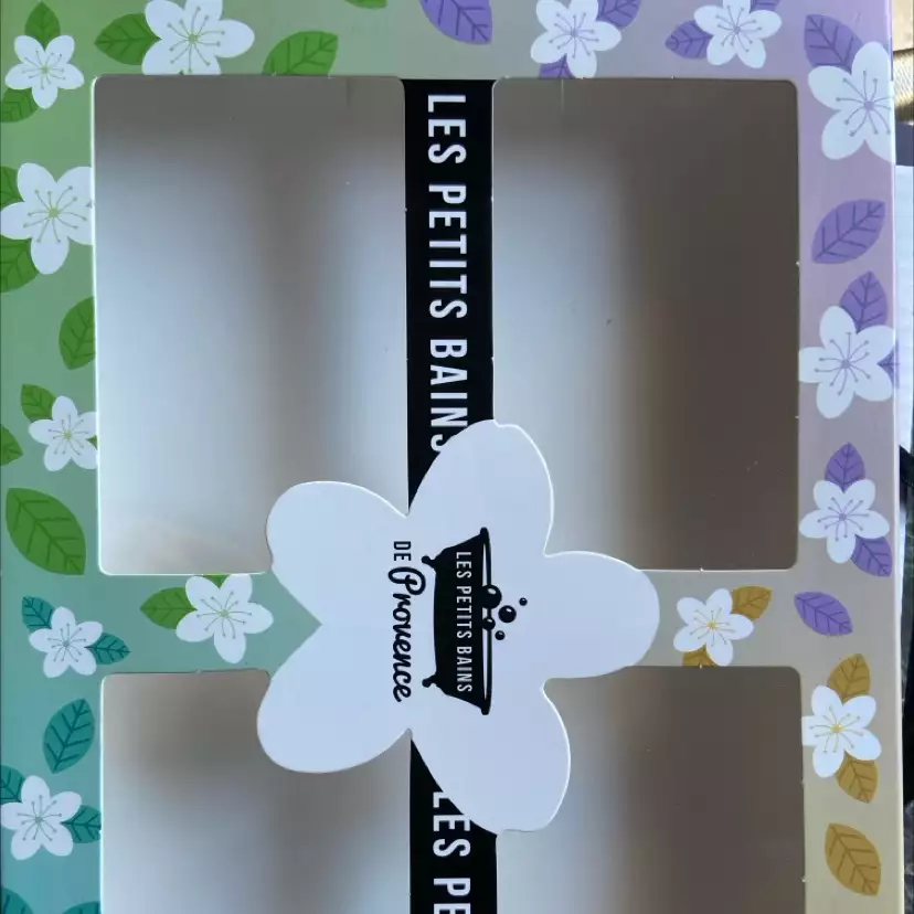 LES PETITS BAINS DE PROVENCE - Coffret savon de Marseille