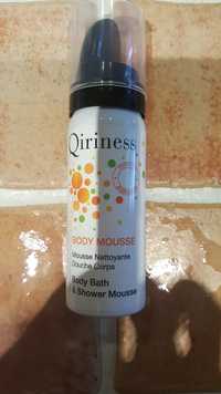 QIRINESS - Agrumes - Body mousse nettoyante douche corps