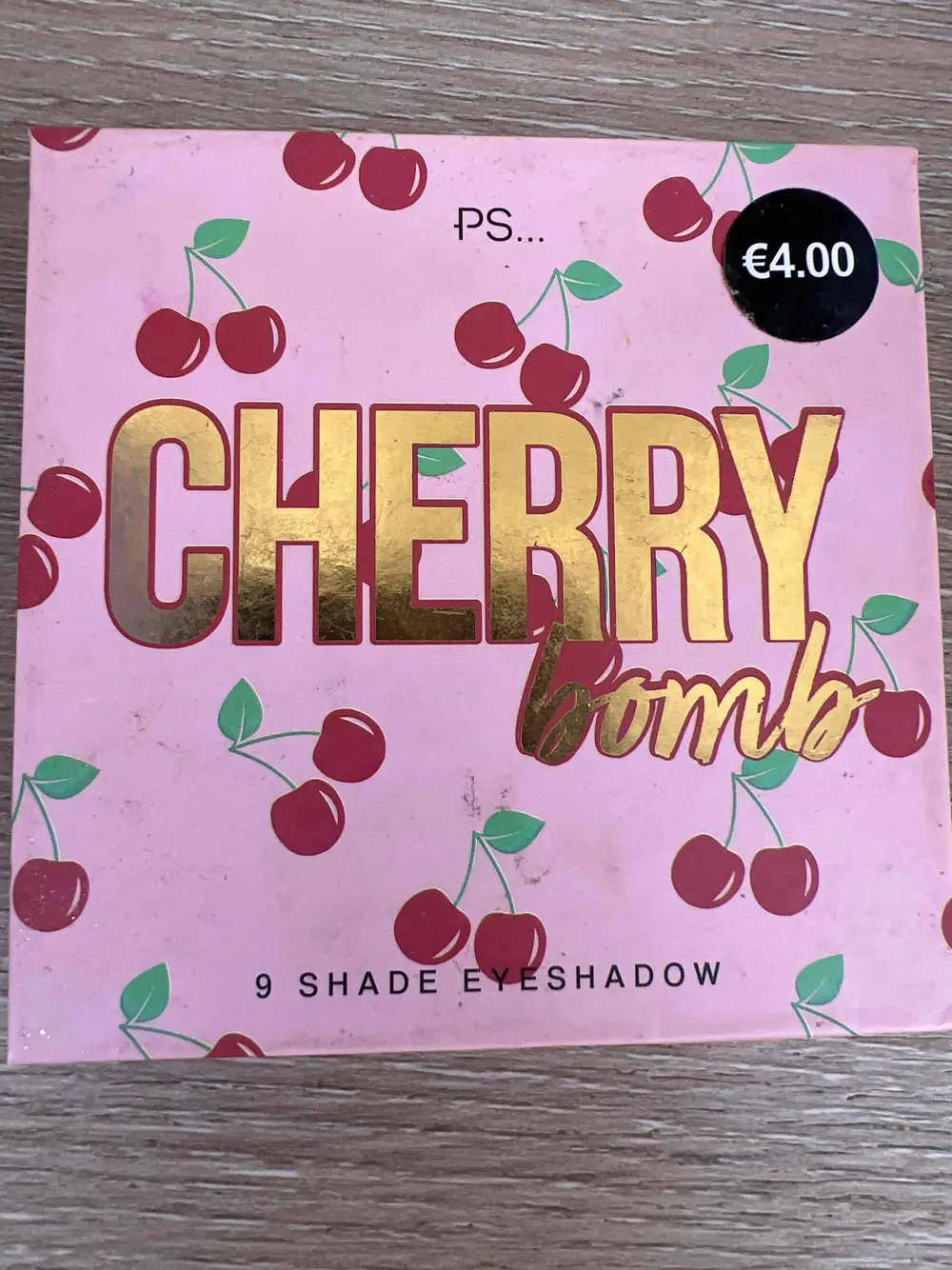 PRIMARK - PS...Cherry bomb - 9 Shade eyeshadow 