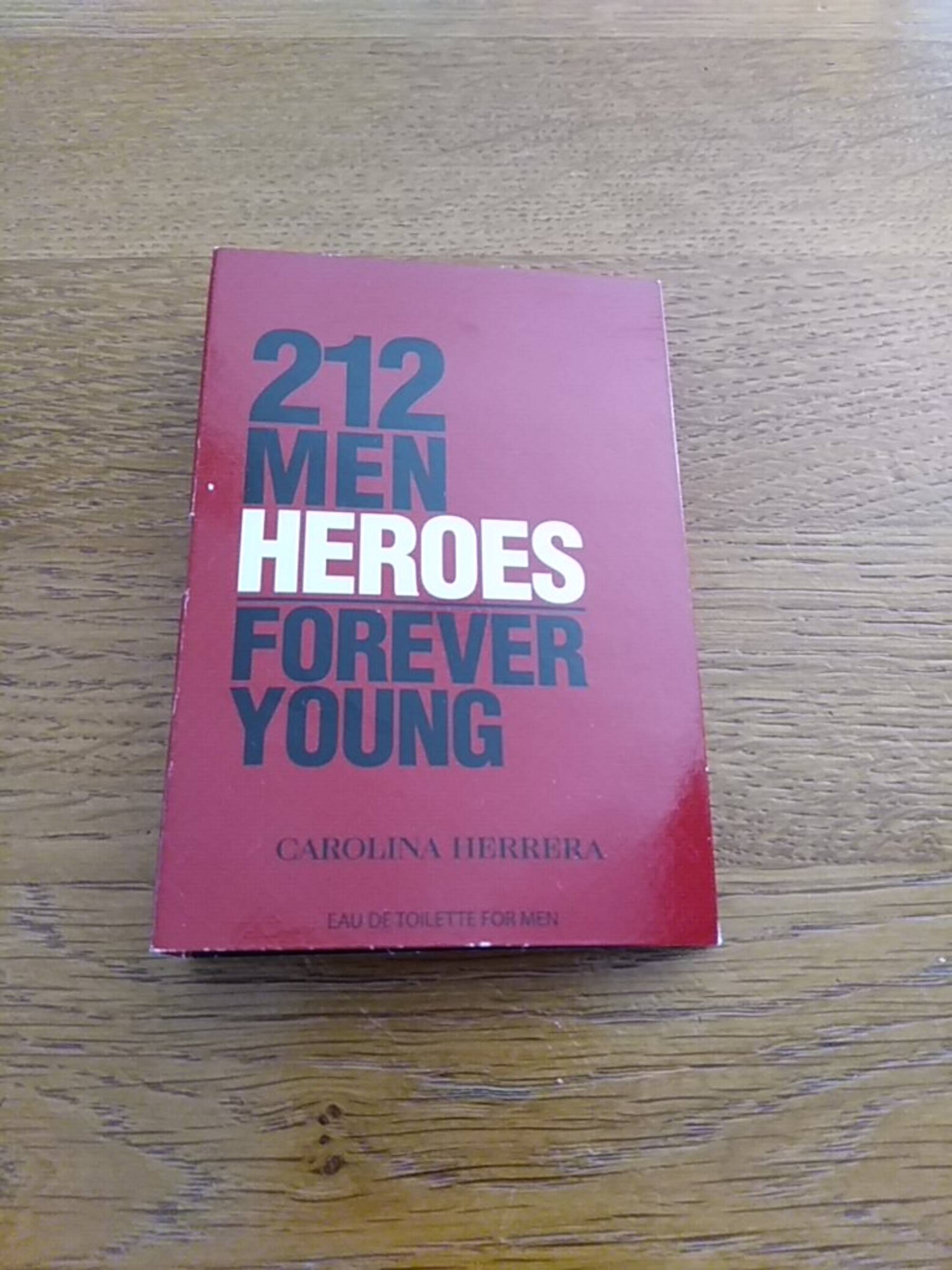 CAROLINA HERRERA - 212 men heroes forever young - Eau de toilette