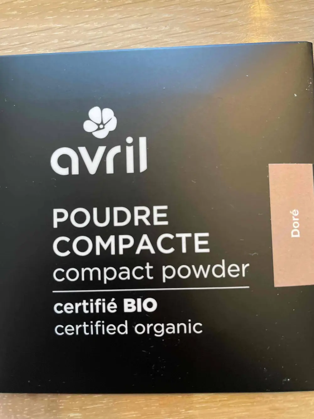 AVRIL - Poudre compacte - Fond de teint