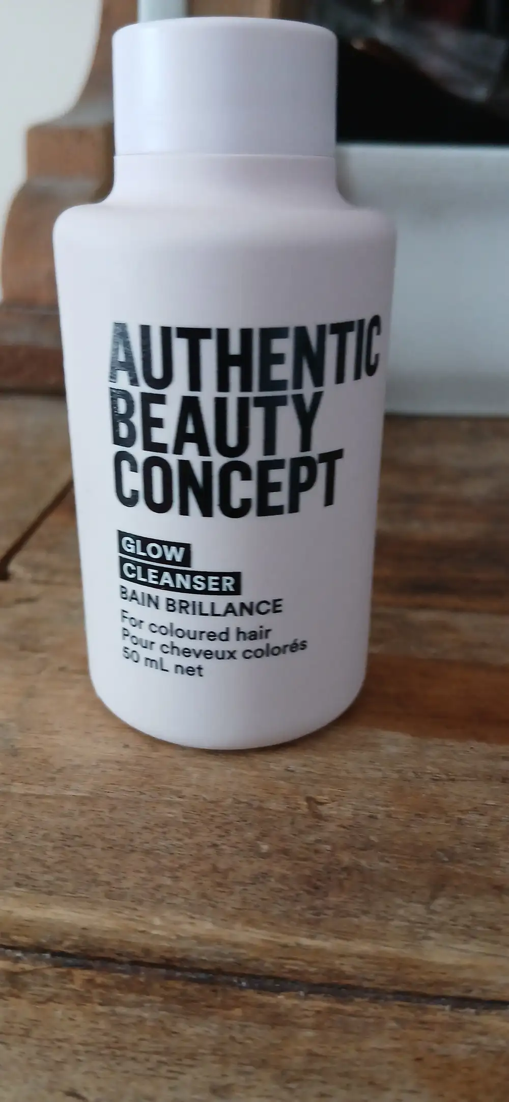 AUTHENTIC BEAUTY CONCEPT - Bain brillance
