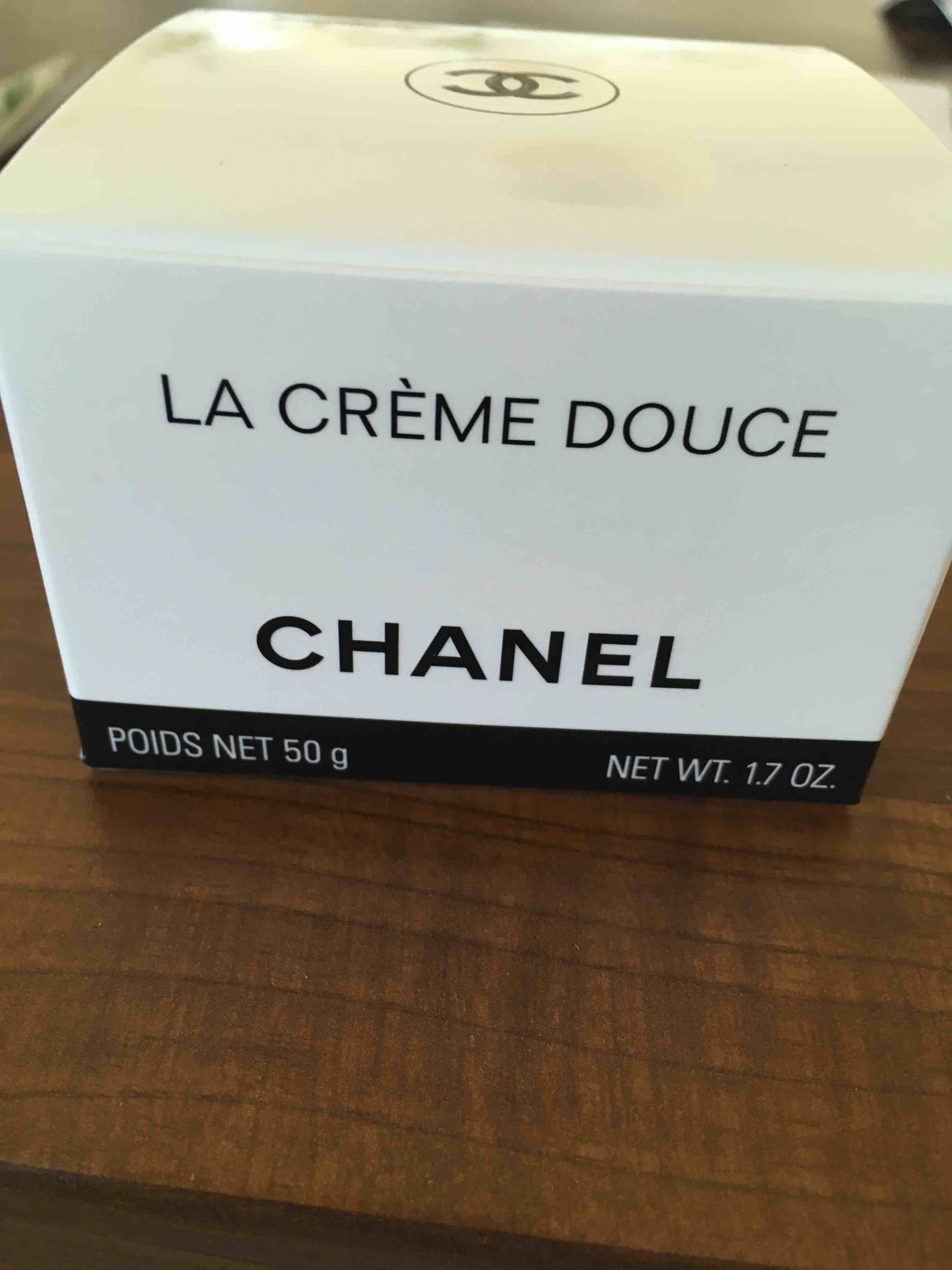 CHANEL - La crème douce