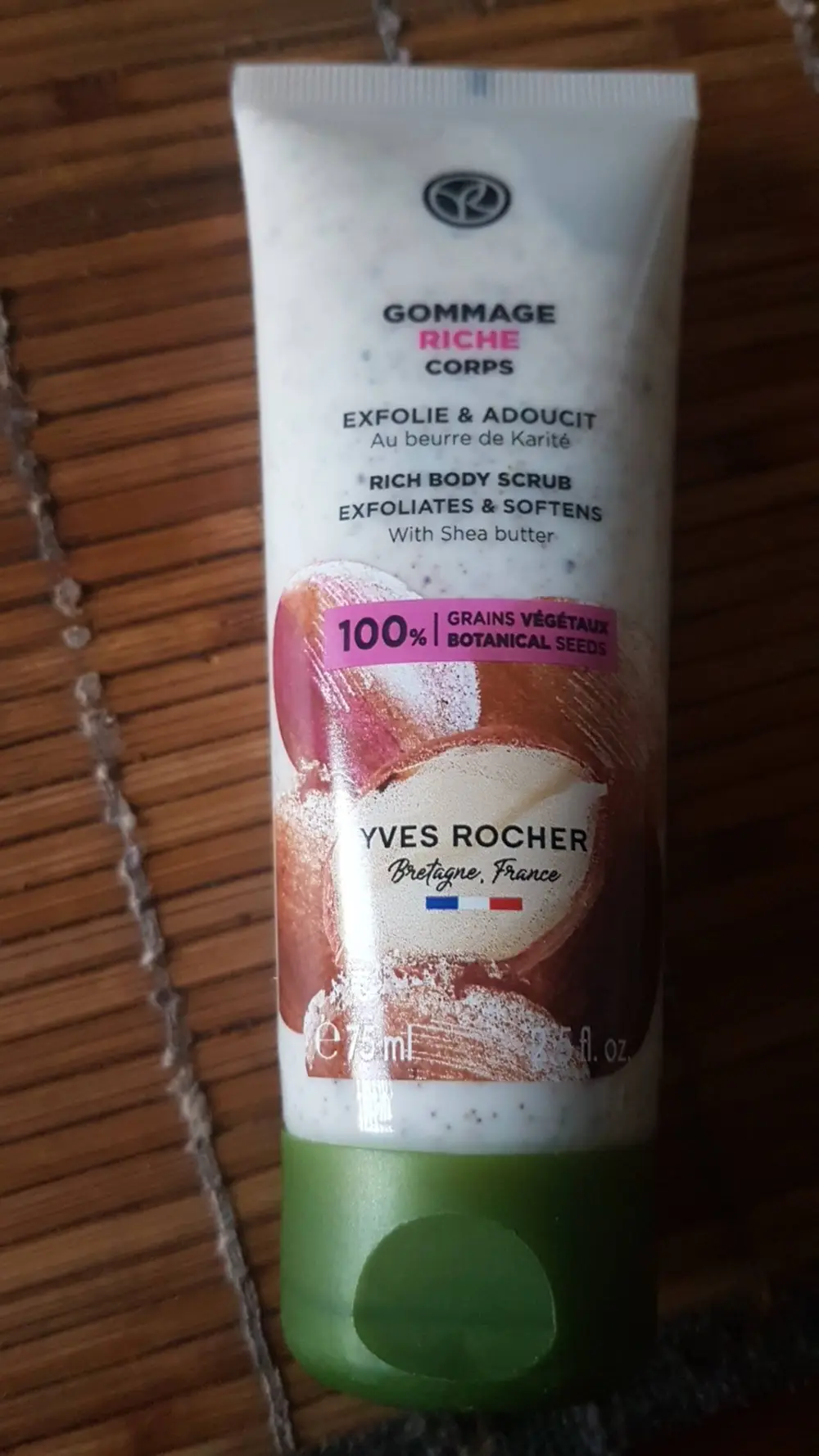 YVES ROCHER - Gommage riche corps