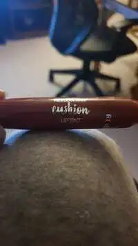 REVLON KISS - Cushion - Lip tint