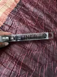 PRIMARK - Eyeliner kit - Duo eyeliner kit with sharpener