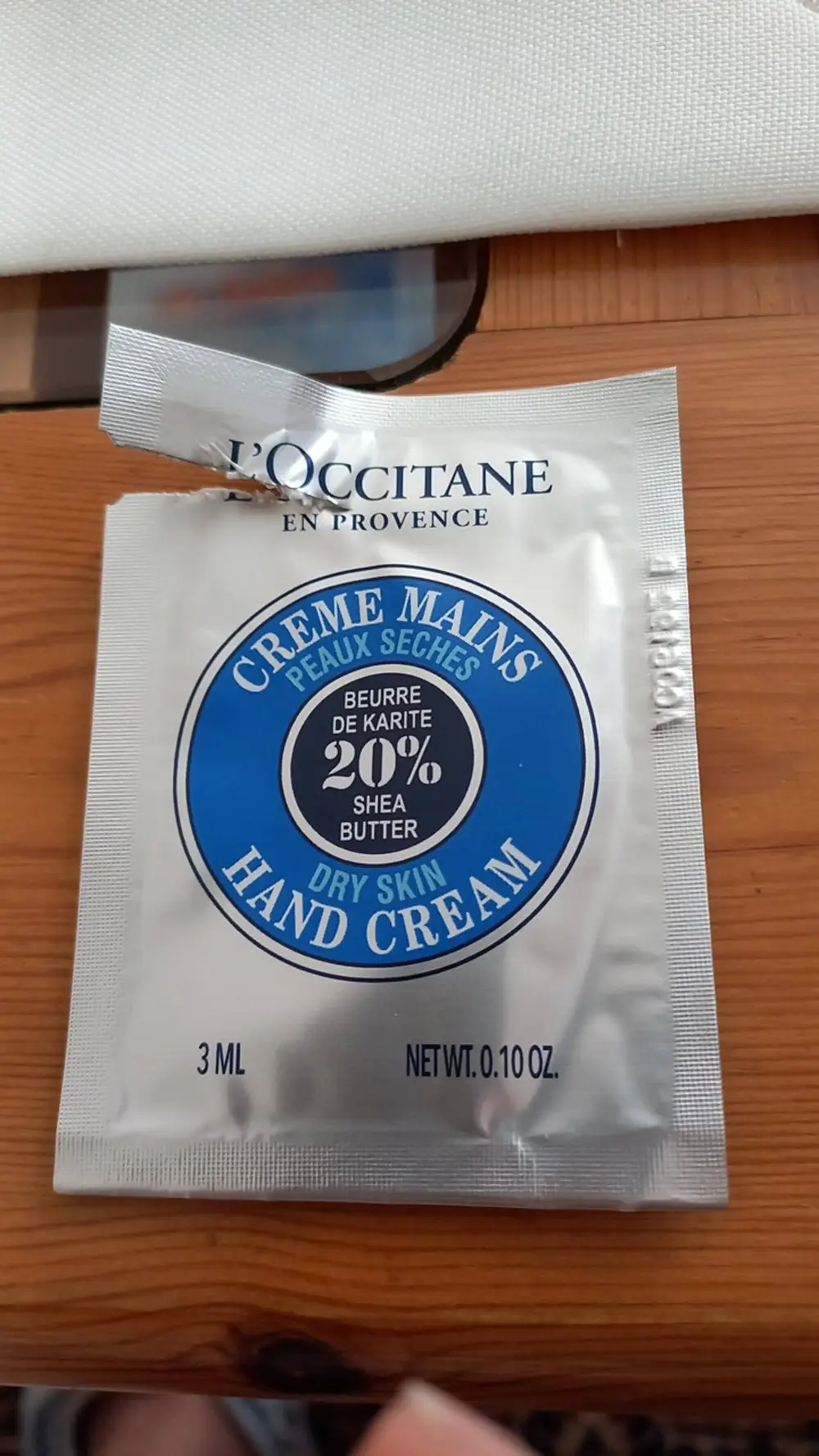 L'OCCITANE EN PROVENCE - Crème mains peaux sèches