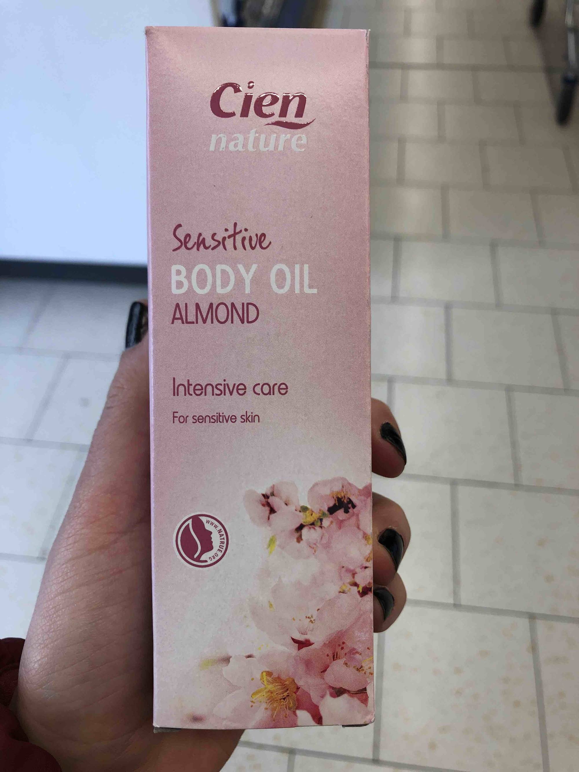 CIEN - Sensitive body oil almond
