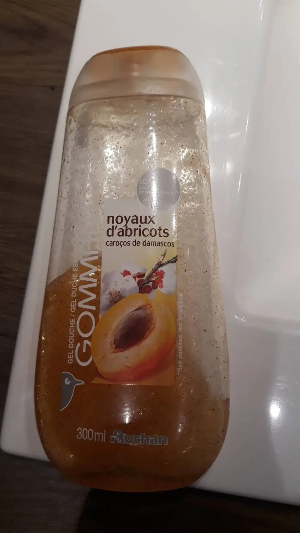 AUCHAN - Noyaux d'abricots - Gel douche gommant