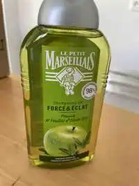 LE PETIT MARSEILLAIS - Force & éclat - Shampooing gel pomme et feilles d'olivier bio