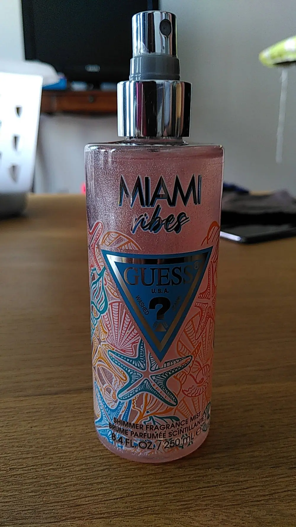 GUESS - Miami vibes - Brume parfumée scintillante