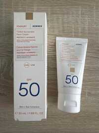 KORRES - Yoghurt - Crème solaire teintée pour le visage SPF 50