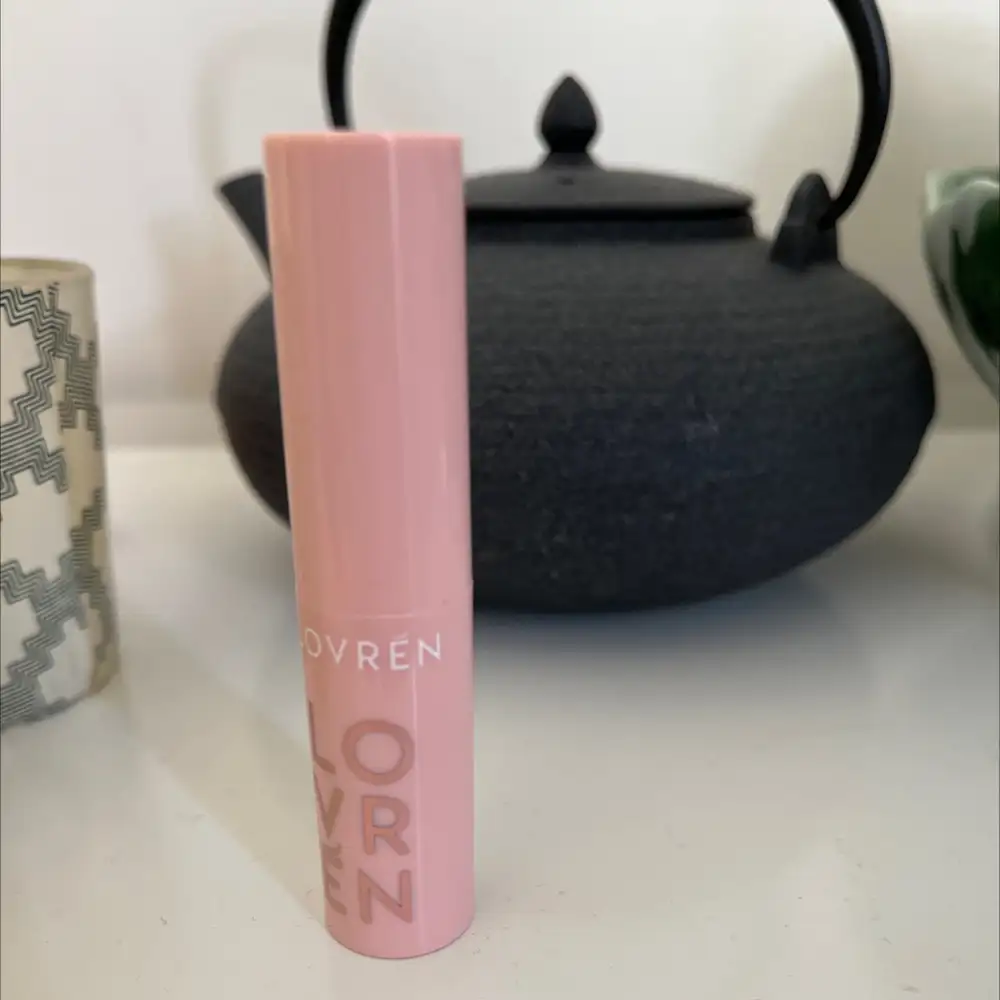 LOVREN - Lip stick balm