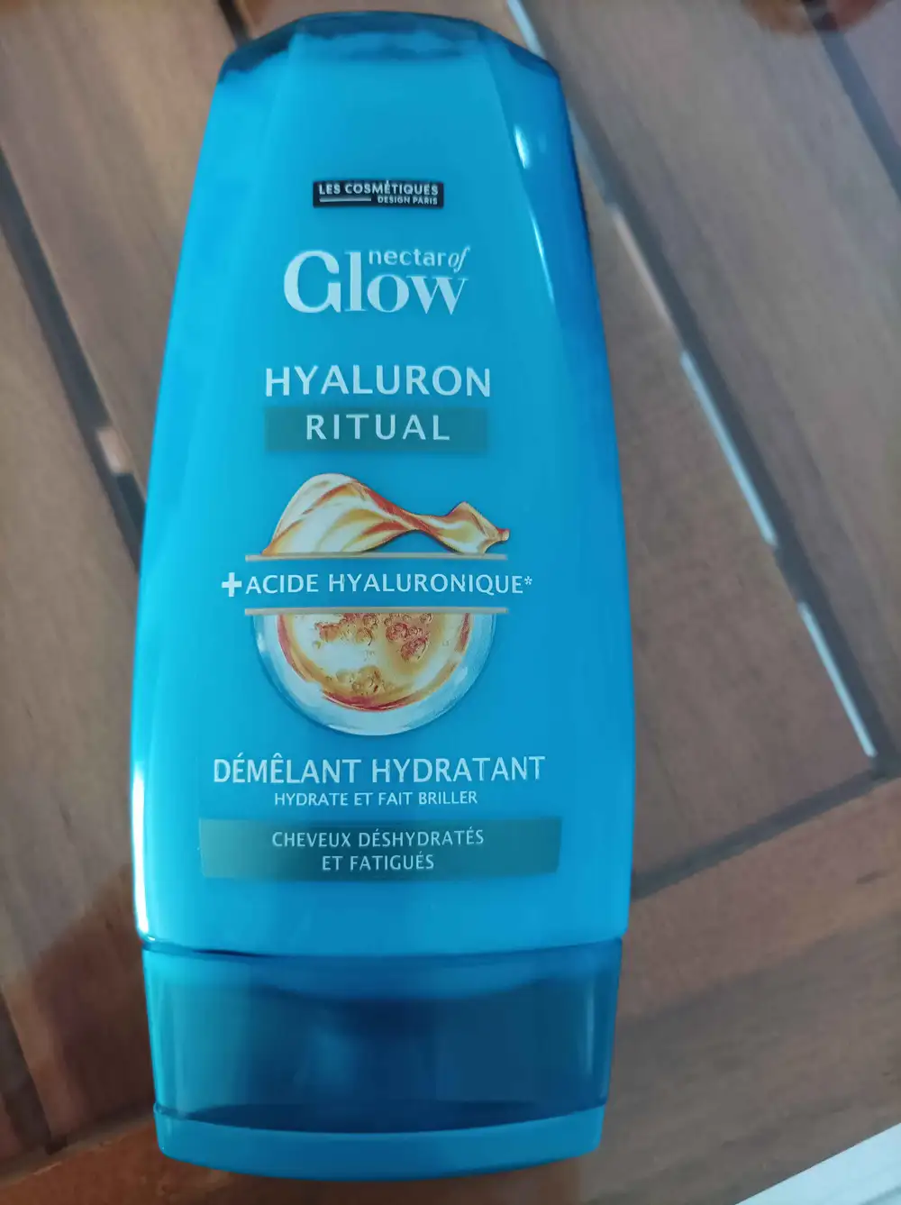 LES COSMÉTIQUES DESIGN PARIS - Nectar of glow - Démêlant hydratant hyaluron ritual