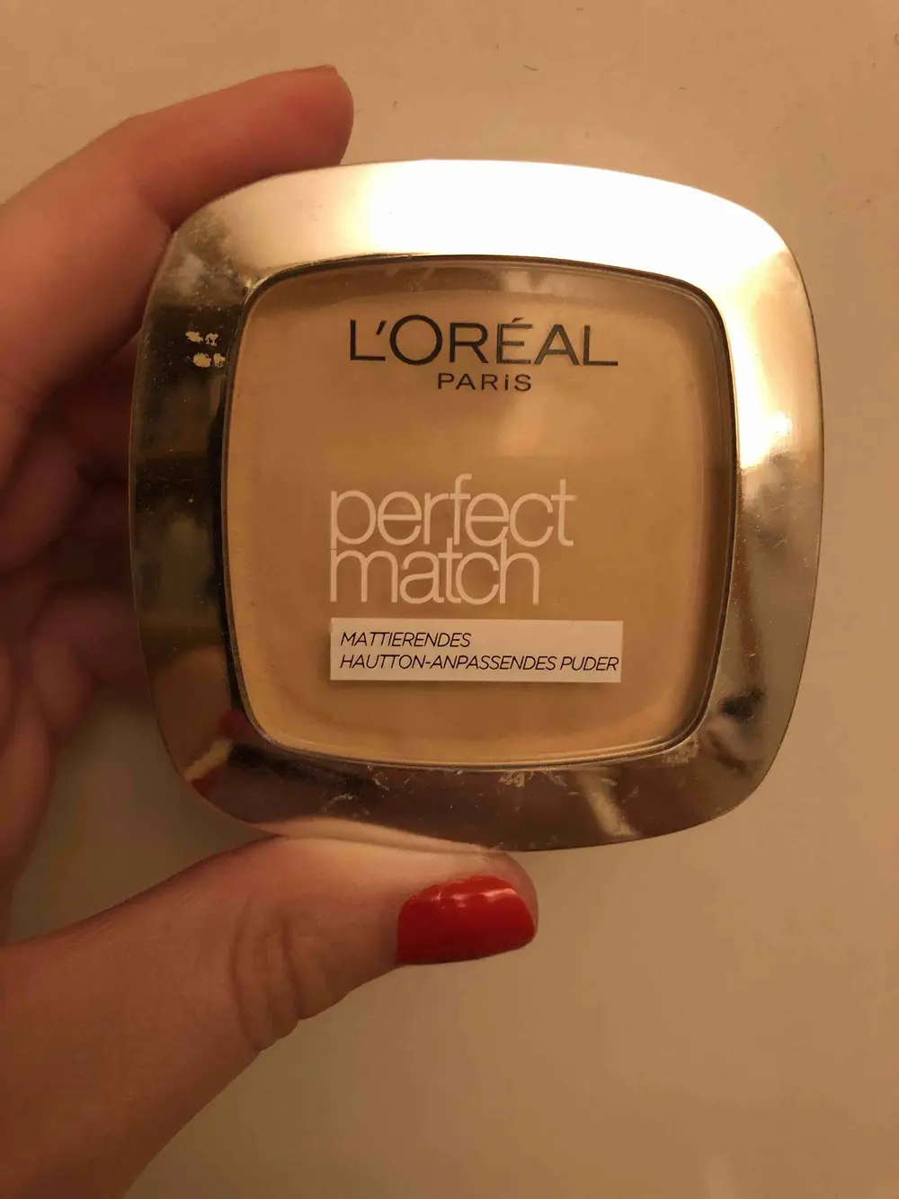 L'ORÉAL PARIS - Perfect match - Mattierendes hautton-anpassendes puder