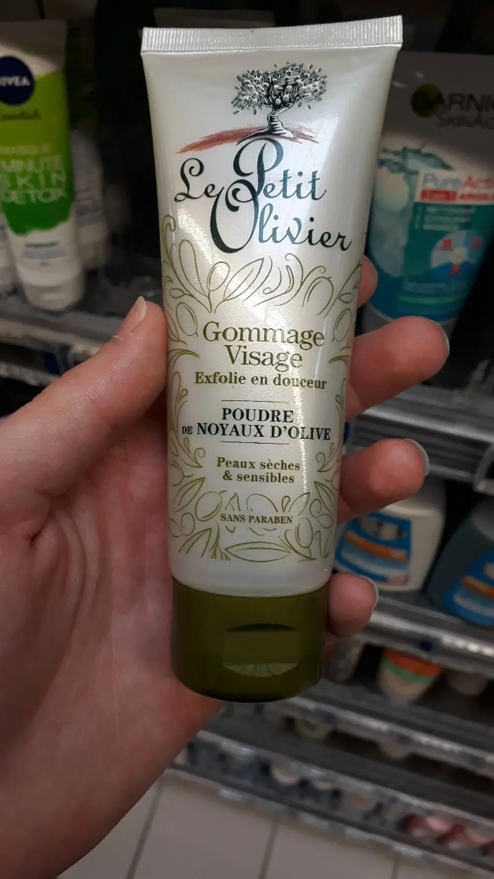 LE PETIT OLIVIER - Poudre de noyaux d'olive - Gommage visage