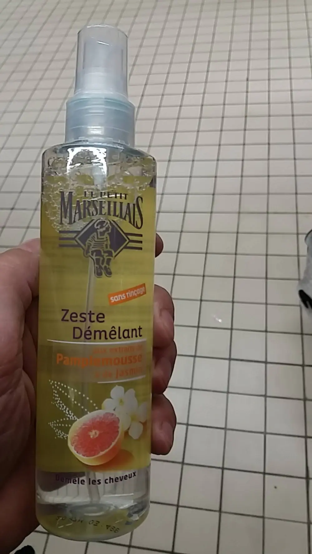 LE PETIT MARSEILLAIS - Zeste démêlant aux extraits de pamplemousse & de jasmin