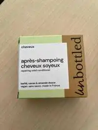 UN BOTTLED - Après-shampooing cheveux soyeux