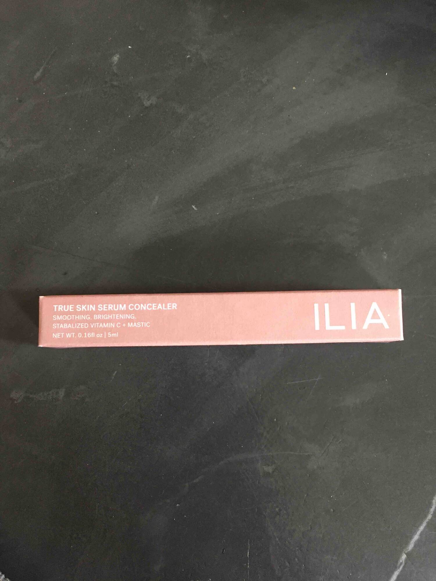 ILIA - True skin serum concealer