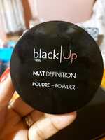 BLACK UP - Poudre mat definition