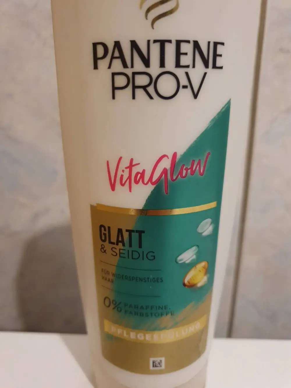 PANTENE PRO-V - Vitaglow - Glatt & seidig pflegespülung