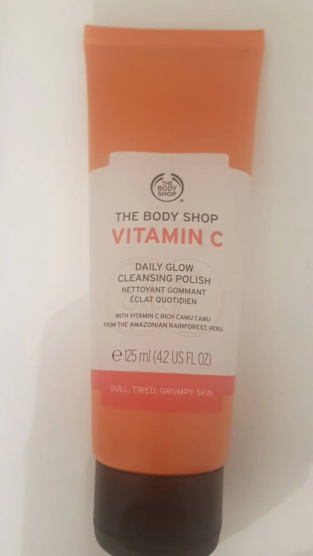 THE BODY SHOP - Vitamin C - Nettoyant gommant éclat quotidien