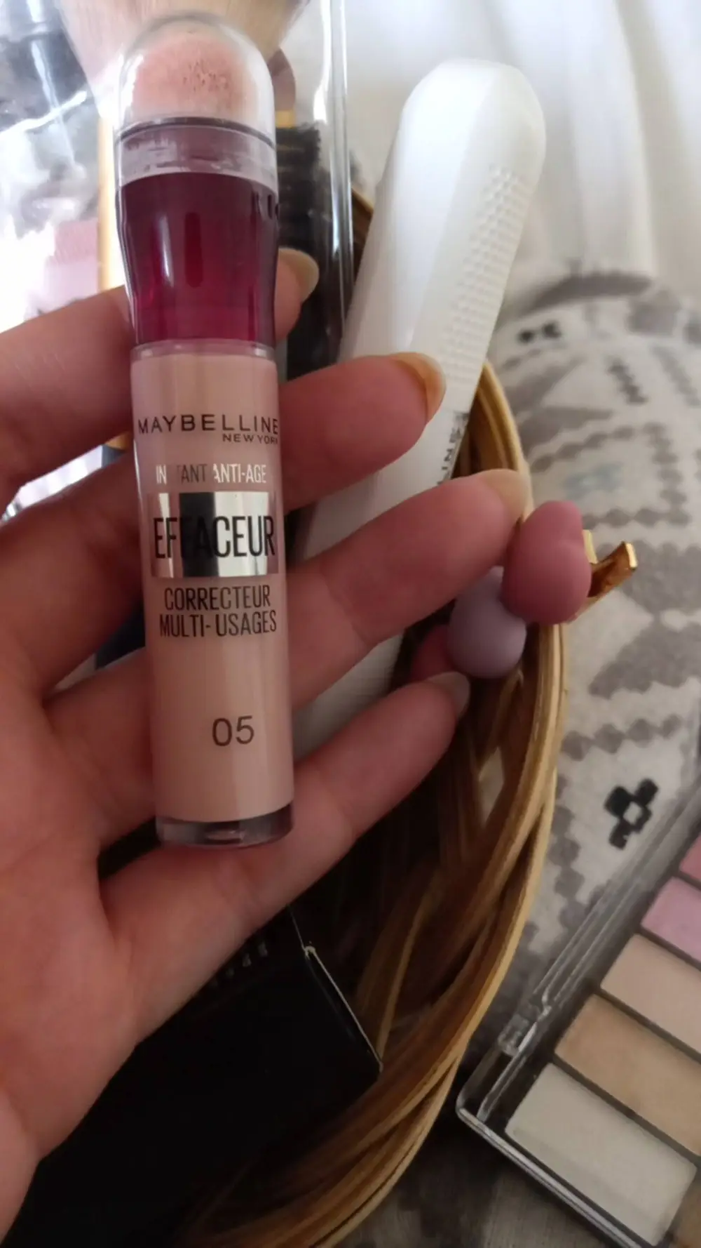 MAYBELLINE - Effaceur instant anti-âge - Correcteur multi-usages 05