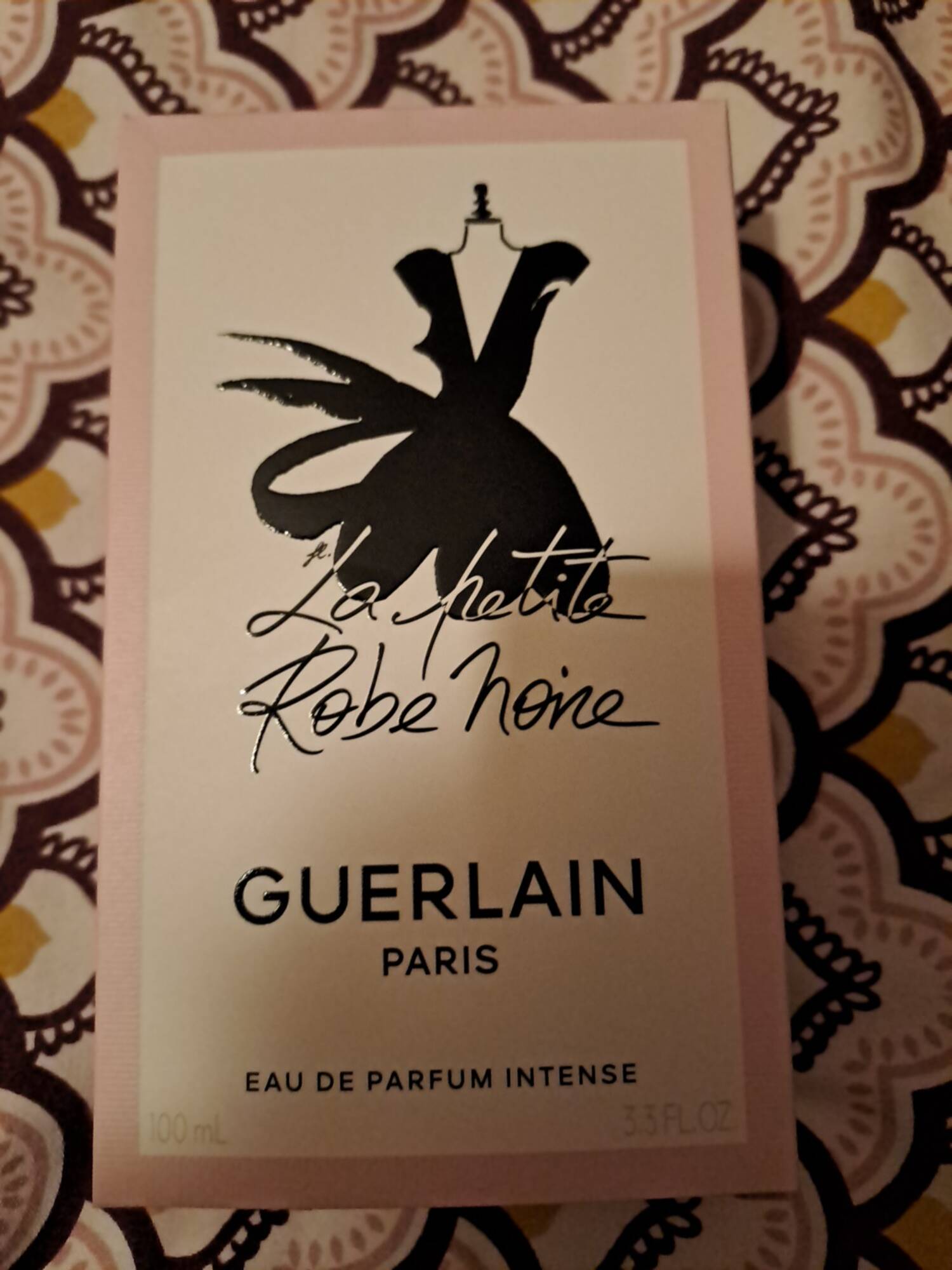 GUERLAIN - La petite robe noire - Eau de parfum intense vaporisateur