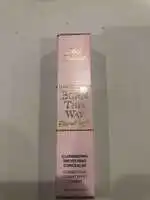 TOO FACED - Born this way - Correcteur lissant effet lumière