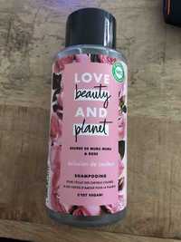 LOVE BEAUTY AND PLANET - Beurre de muru muru & Rose - Shampooing