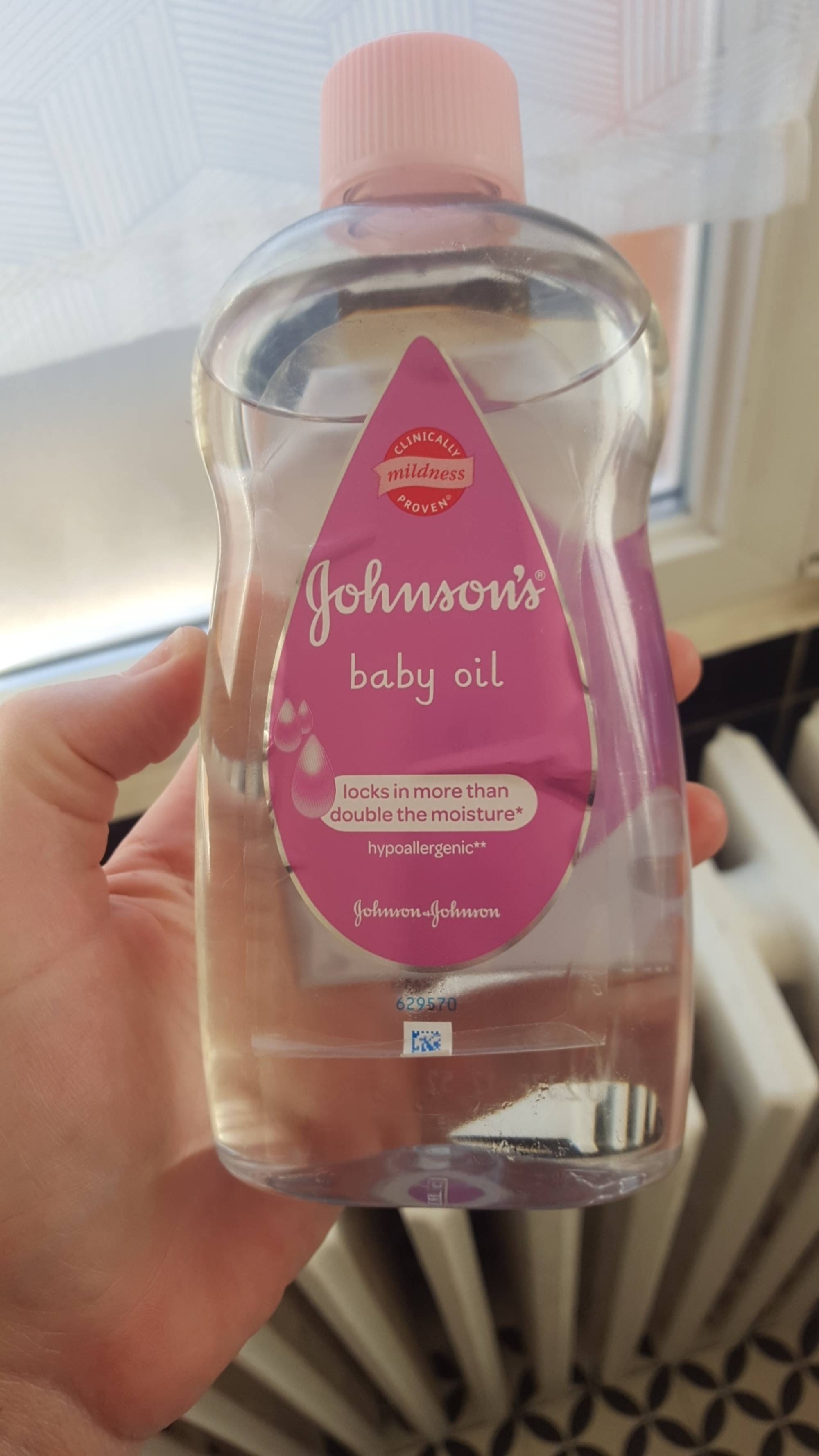 JOHNSON'S - Baby oil