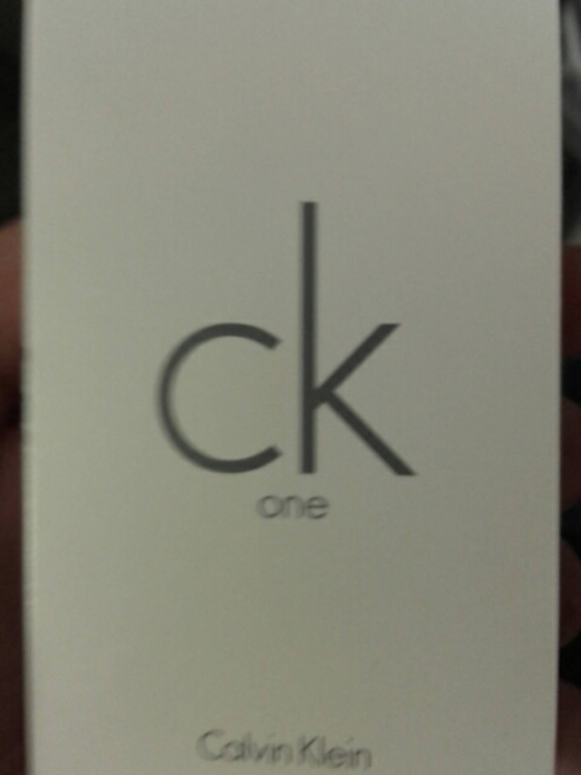 CALVIN KLEIN - Ck one - Eau de parfum