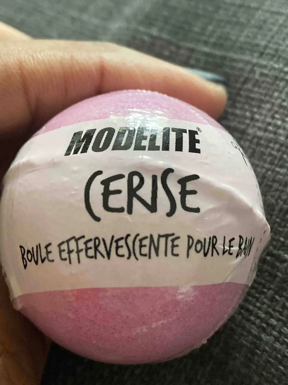 MODÉLITE - Cerise - Boule effervescente pour le bain