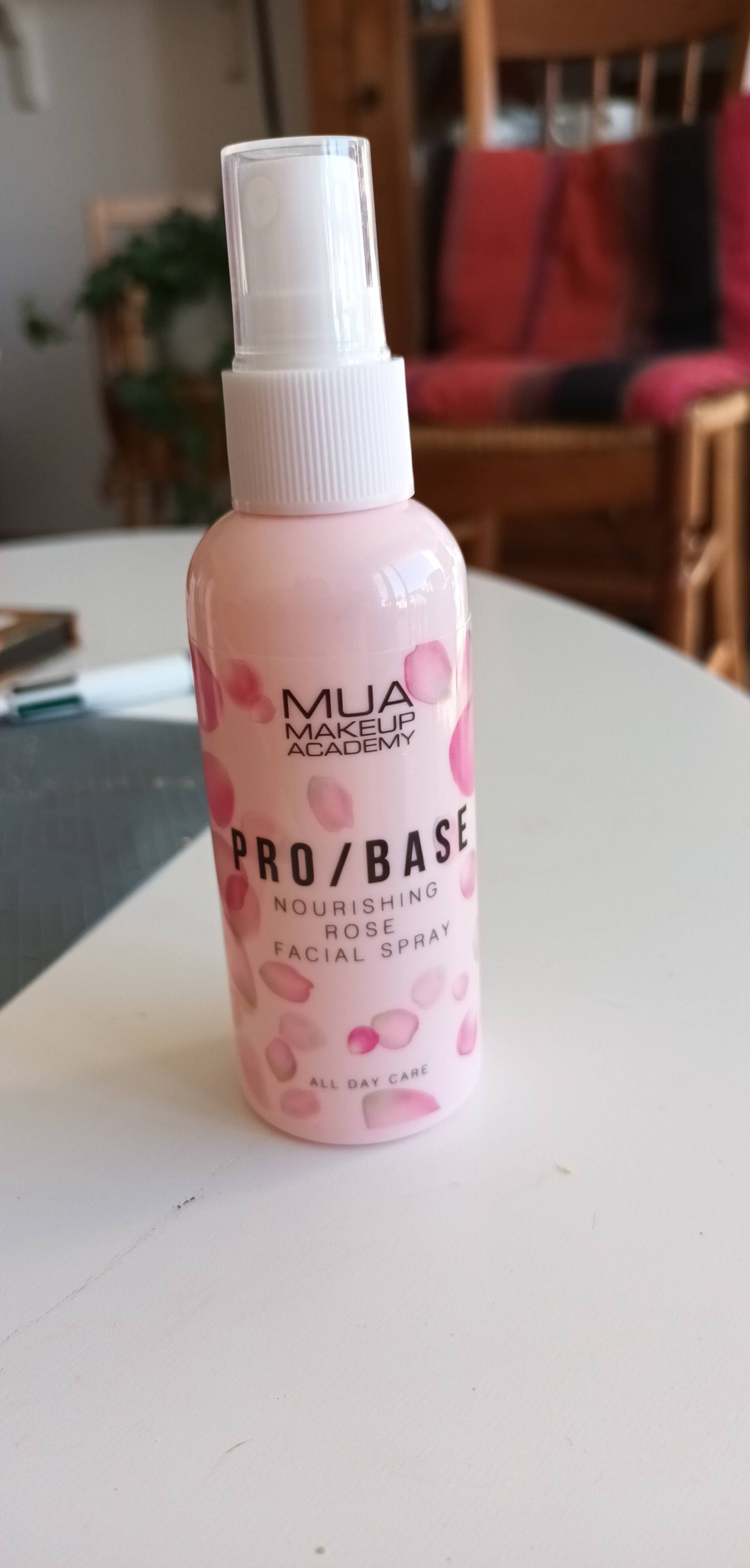 MUA MAKEUP ACADEMY - Pro/Base - Nourishing rose facial spray