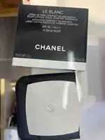 CHANEL - Le Blanc - Fond de teint 12 beige rosé