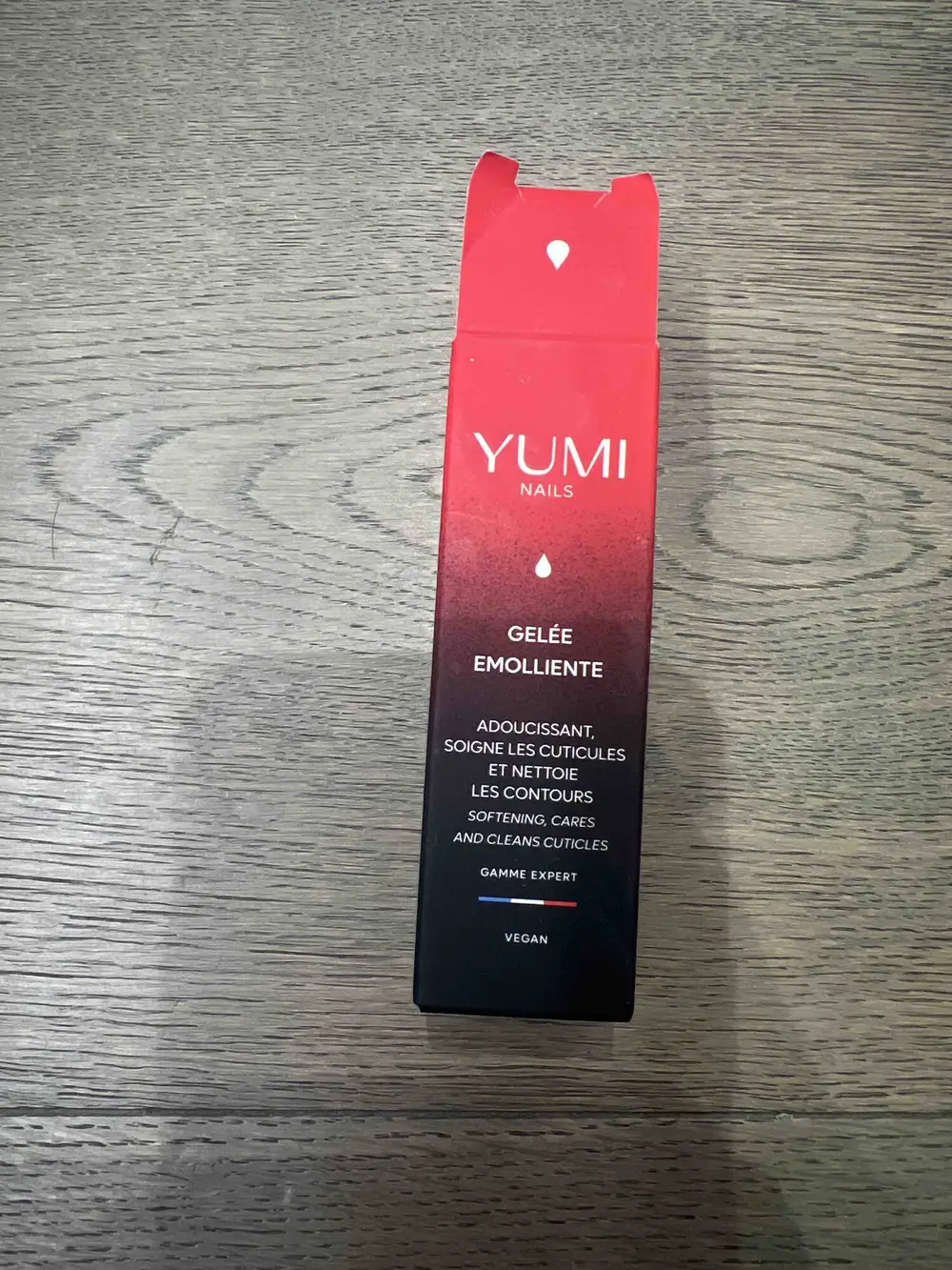 YUMI NAILS - Gelée émolliente - Adoucissant soigne les cuticules