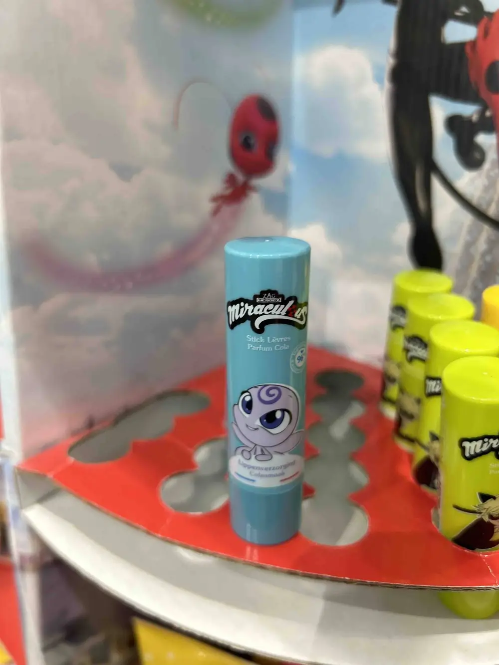 LE COMPTOIR DU BAIN - Miraculous - Stick lèvres parfum cola