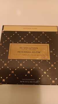 MAKEUP REVOLUTION - Internal glow - Soft glamour highlighter