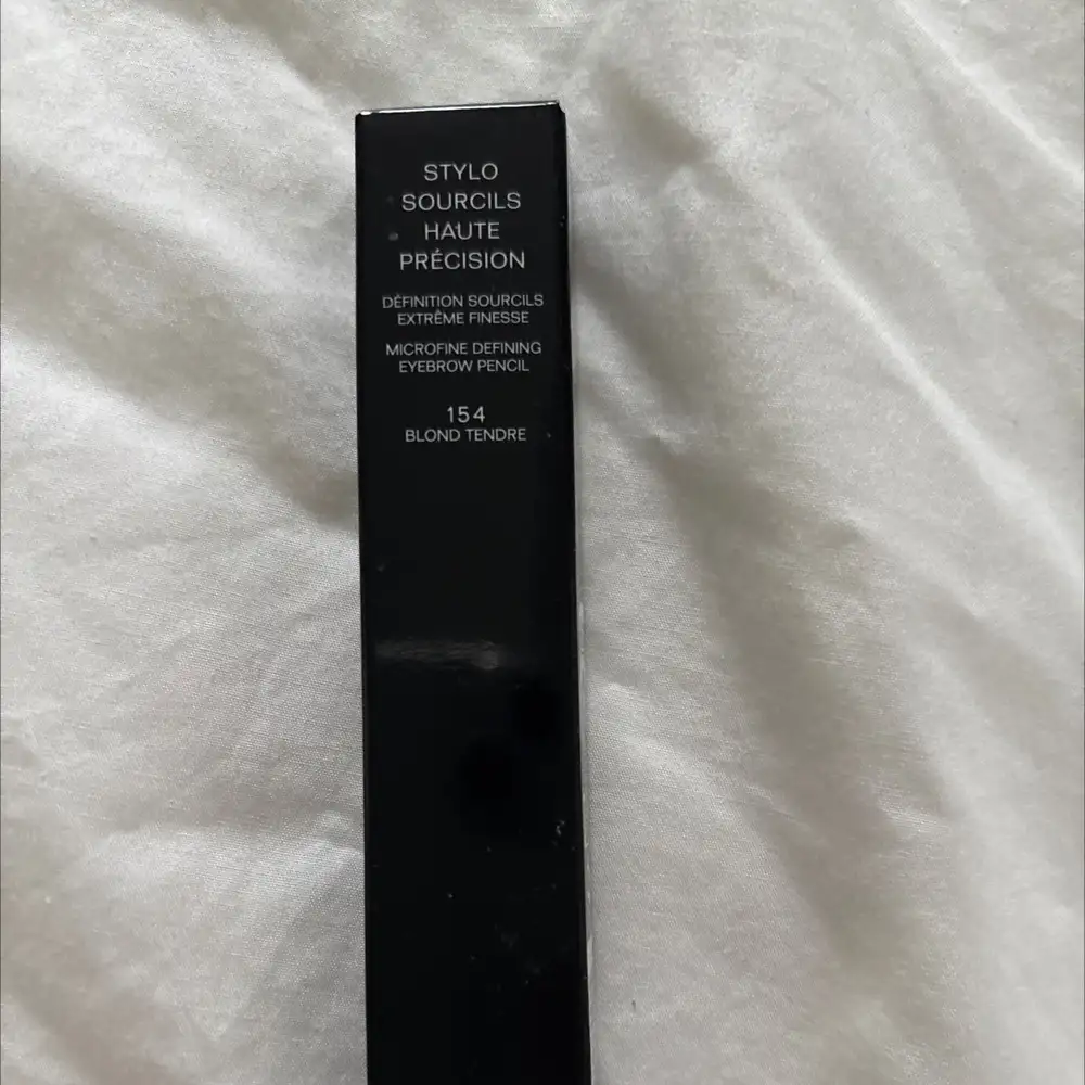 CHANEL - Stylo sourcils haute précision 154 blond tendre