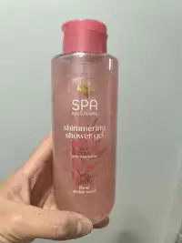 SPA EXCLUSIVES - Hydrating oil complet - Shimmering shower gel