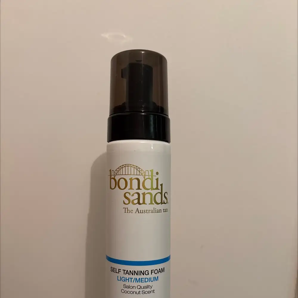 BONDI SANDS - The australian tan - Self tanning foam light/medium